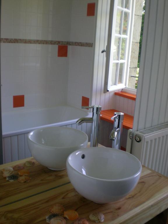 Holiday Home Le Gite De Kerneuil Gommenecʼh Rum bild